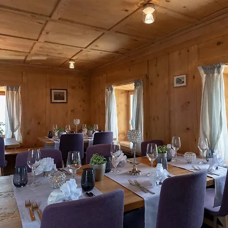 Tgantieni Hotel